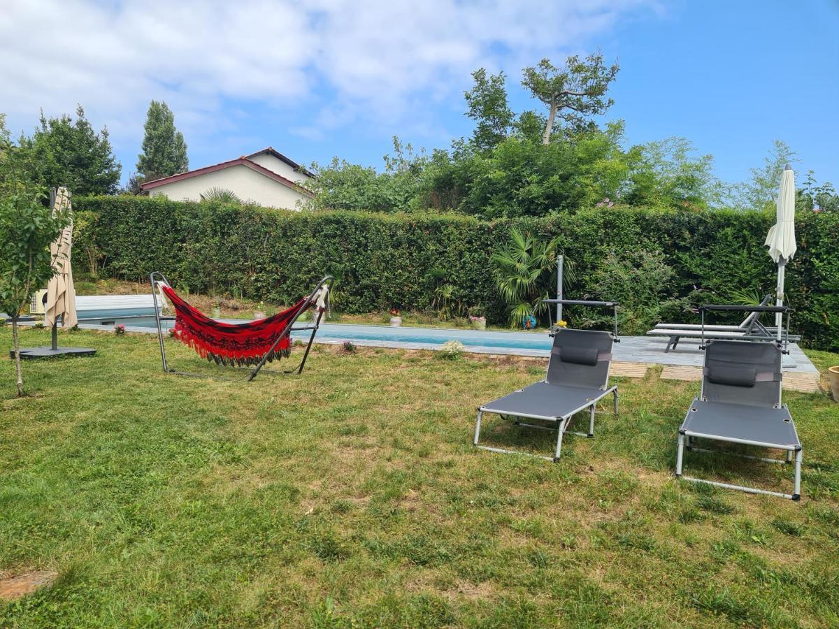 Appartement Avec Cuisine Et Grande Piscine Chauffee Hendaye Kültér fotó