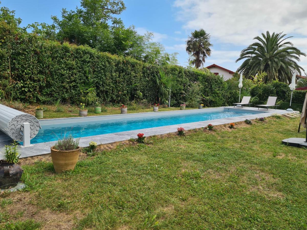 Appartement Avec Cuisine Et Grande Piscine Chauffee Hendaye Kültér fotó